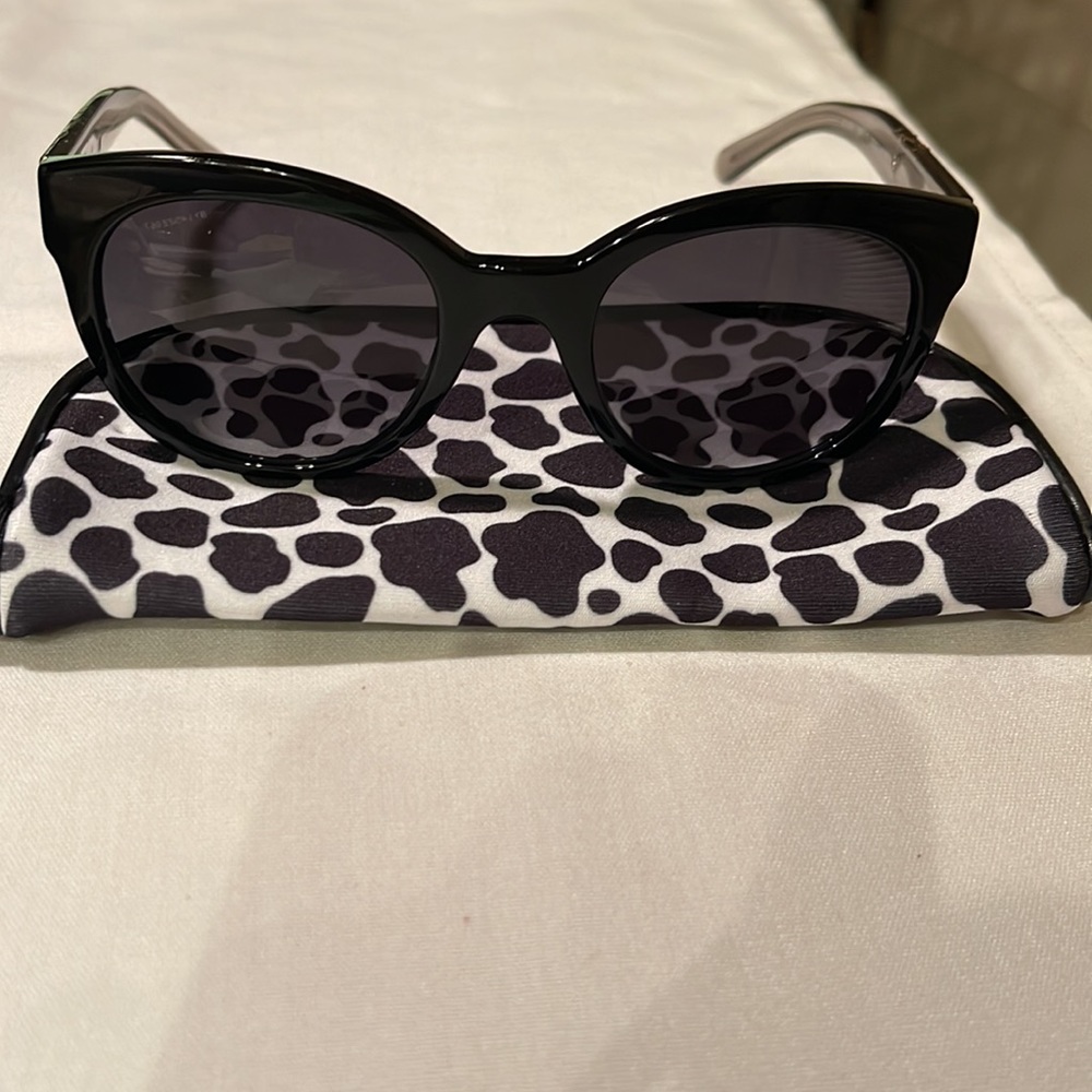 BURBERRY POLARIZED 4210 3001/T3 52 22 140 Women’s black full rim frame, gray Len - Picture 8 of 8